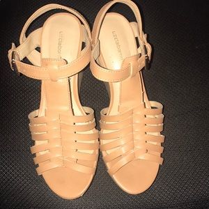 Liz Claiborne wedge sandals